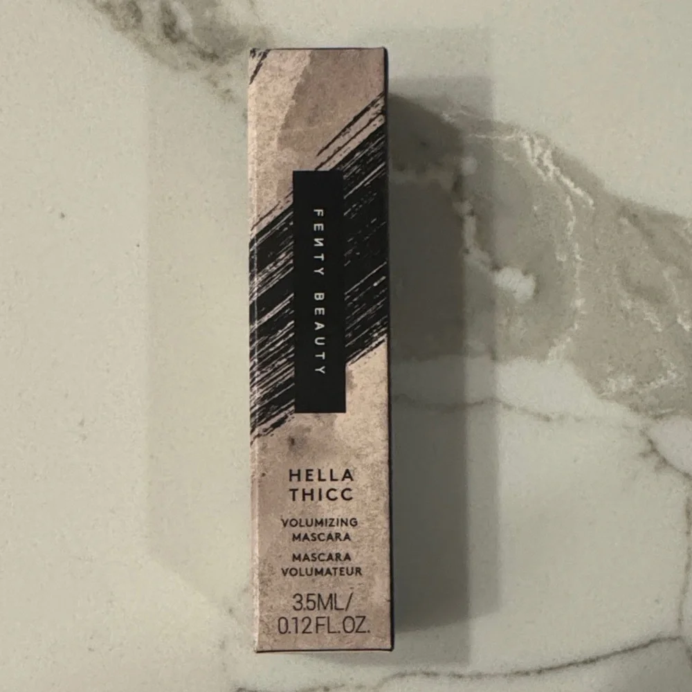 🌸5/$25🌸 Fenty hella thicc volumizing mascara
